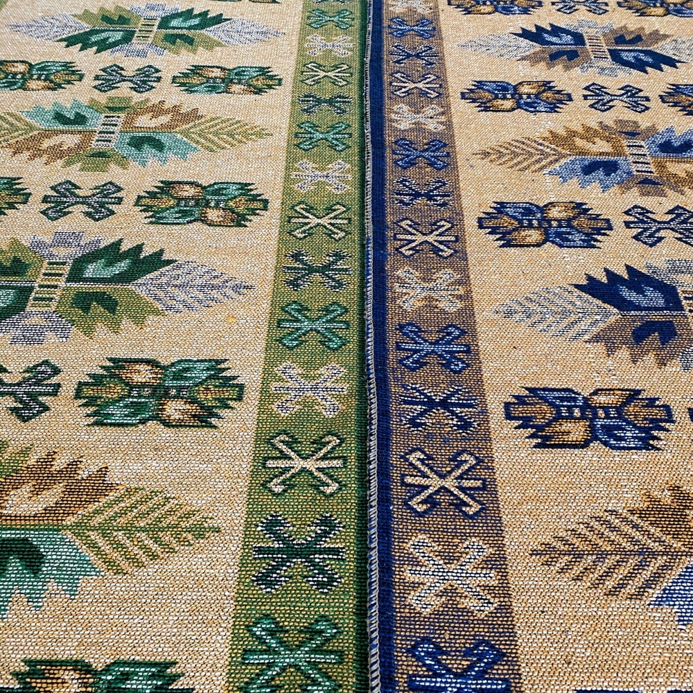Green Reversible Runner - Picture 2 of 6